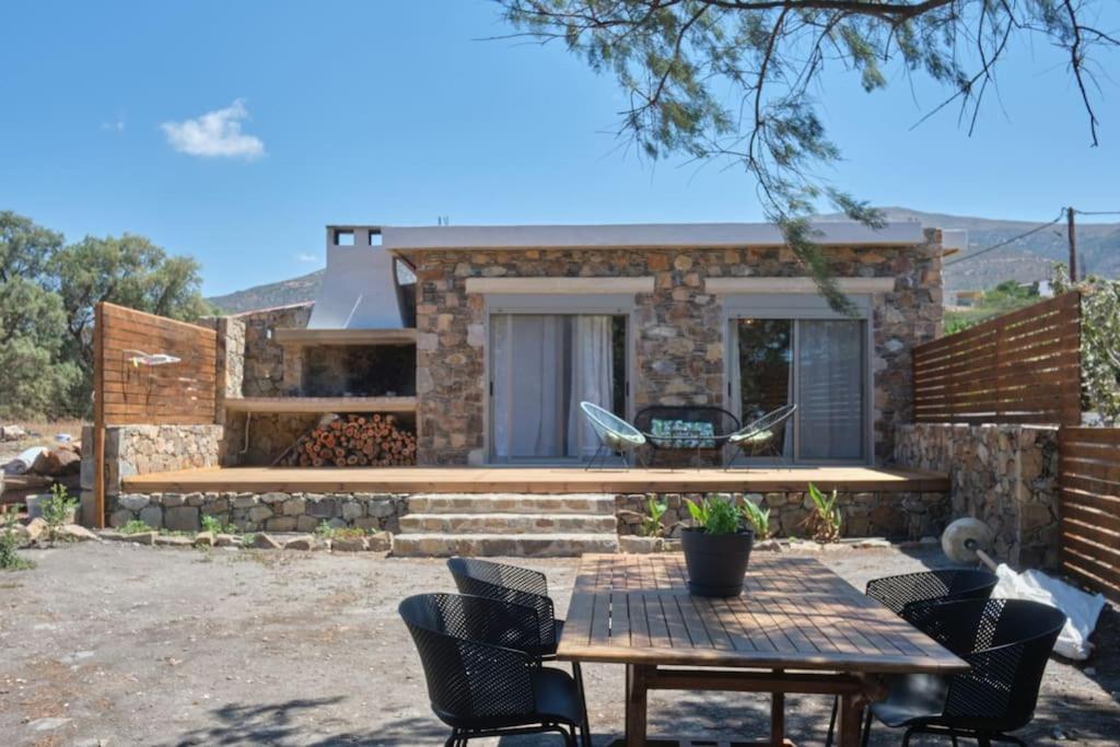 Mekia'S Beach House Livadia  Exterior foto